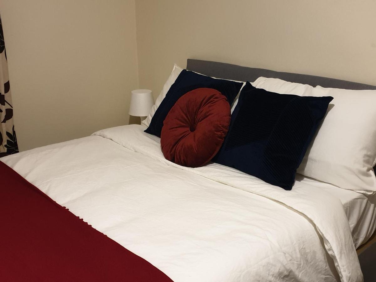 2 Bedroom Lovely Apartment In Woolwich Londra Dış mekan fotoğraf